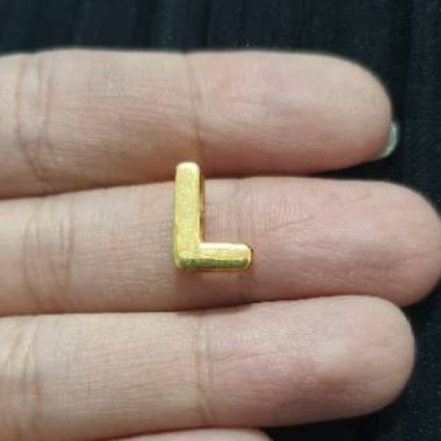 Liontin nagita emas asli kadar 875 huruf L