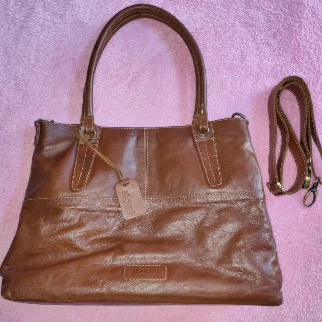 [PRELOVED] Tas Kulit Abekani WH 017