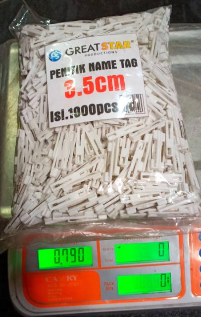 

H7Y PENITIK BAHAN NAME TAG PENITI BAHAN PAPAN NAMA 3.5CM ISI 1000PCS