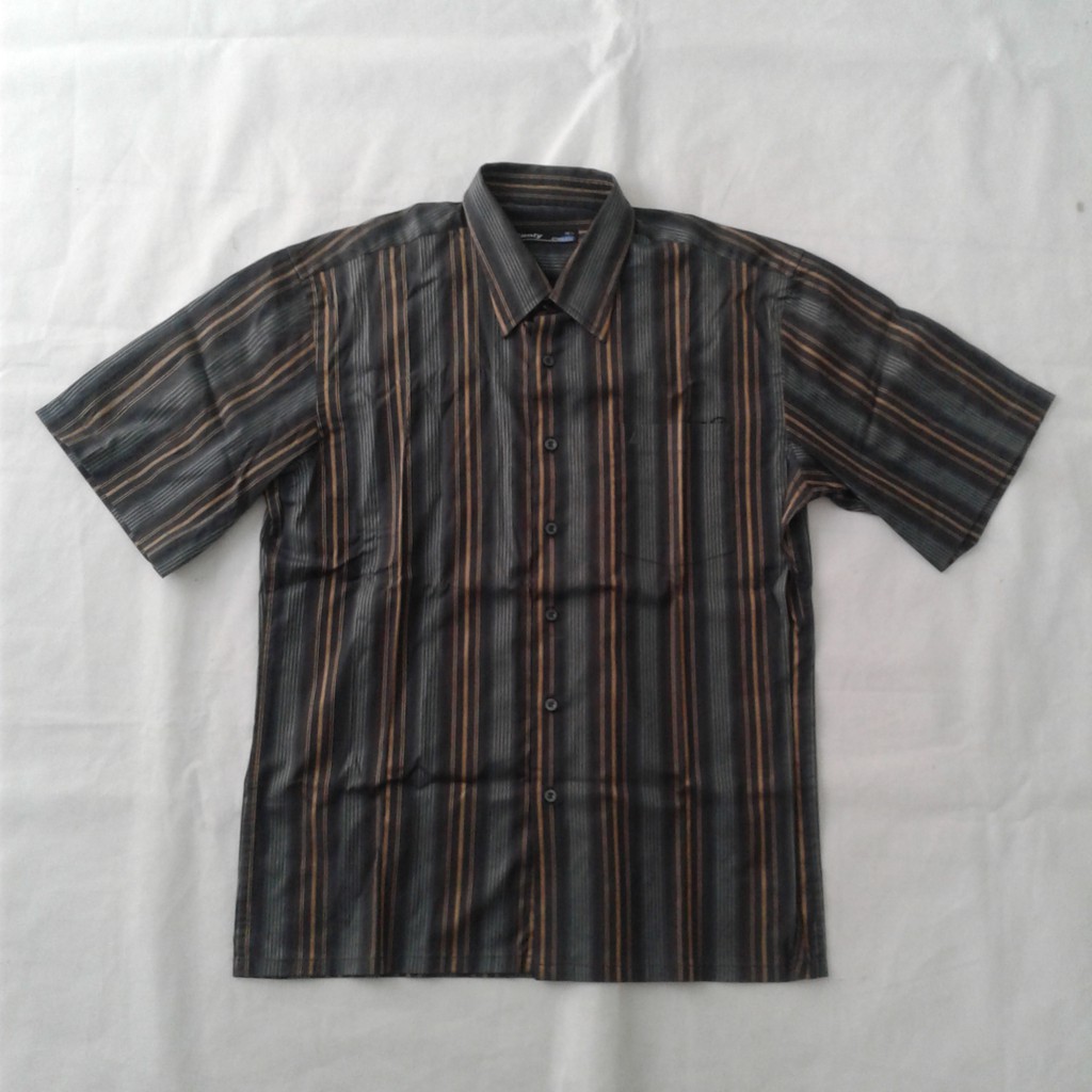 Kemeja Formal Lengan Pendek Manly - Rp50.000