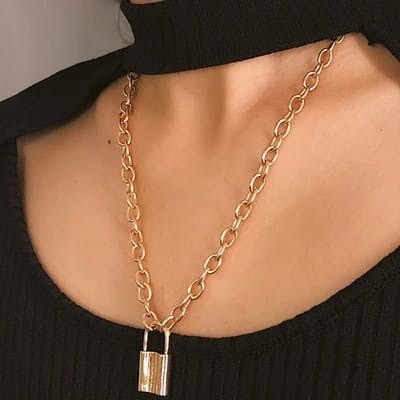 HBS 001 KALUNG WANITA GEMBOK EMAS LIONTIN KOREA FASHION KALUNG RANTAI WANITA RETRO SIMPLE KUNCI KREATIF