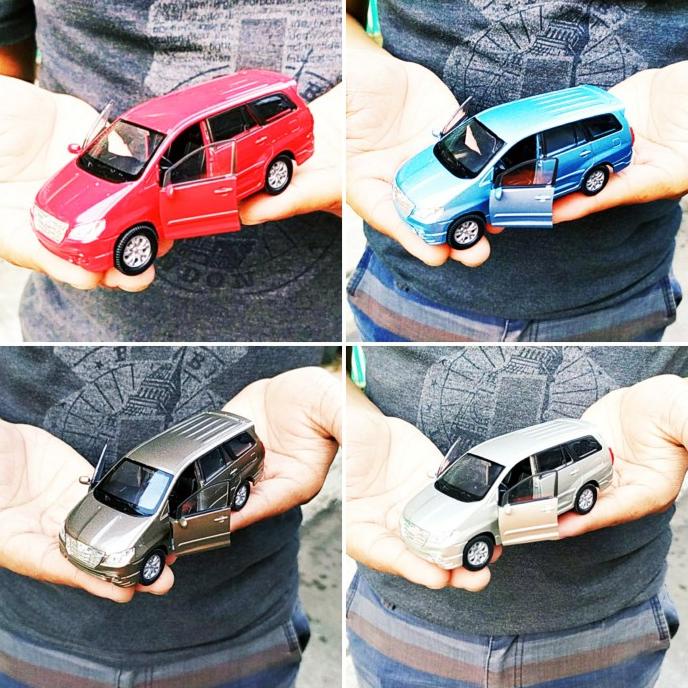 DIECAST DIECAST MINIATUR MOBIL INNOVA BUKAN REBORN SALE