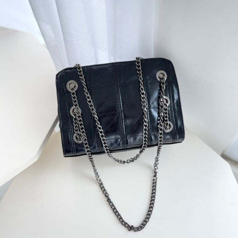 PROMO SALE Tas Zara selempang bahu hitam rantai