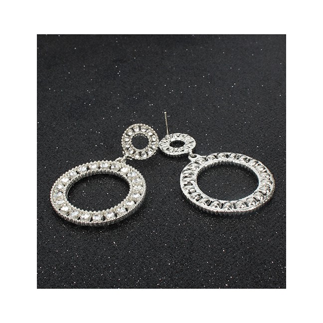 LRC Anting Tusuk Fashion Geometric Diamond Circle Geometric Earrings F7178X