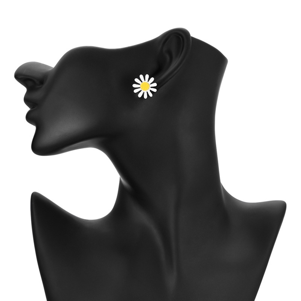 Hu Hu Hu Hu Hu Alat Bantu Pasang Kacamata♡ Anting Tusuk Wanita Bahan Resin Desain Marguerite Gaya Elegan Untuk Hadiah
