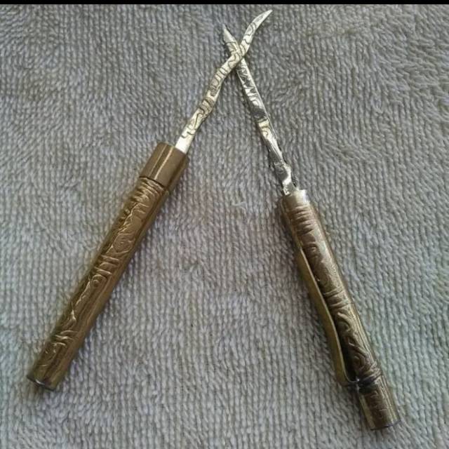 

Pulpen keris kembar kuningan
