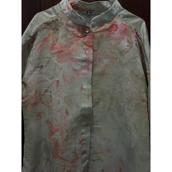 VALVIA TOP buttonscraves x ria miranda