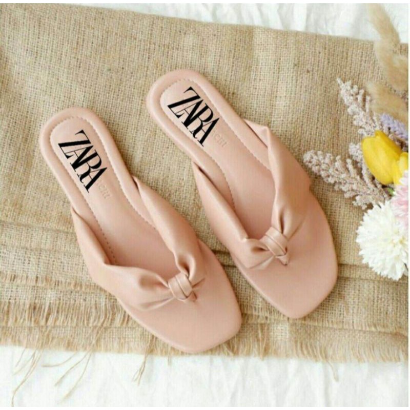 sandal teplek wanita terbaru 2021