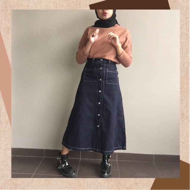 GU button Jeans Skirt