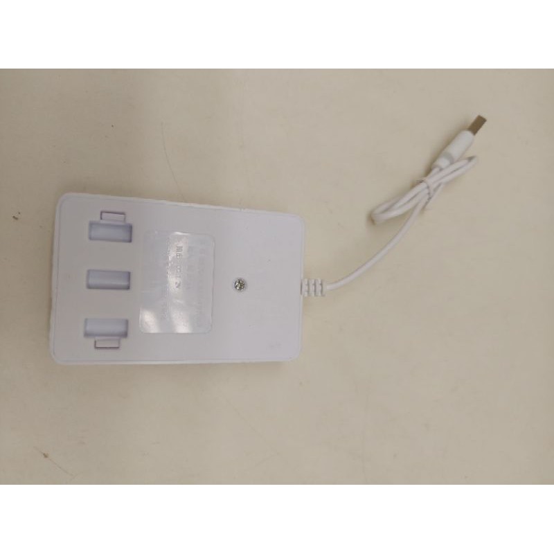 Alat Cas 3 Slot Baterai AA Charger USB Tanpa Kemasan Charger 3 Slot