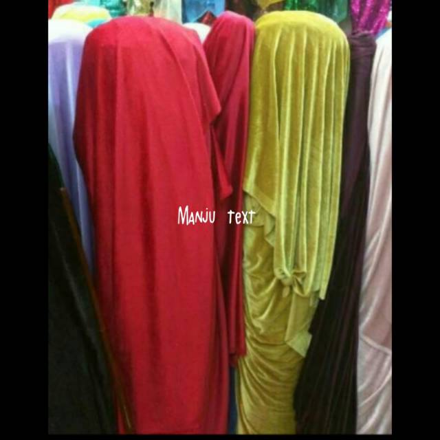 Kain -bahan Bludru / kain beludru/ cocok gaun dress seragaman gamis dll / TERMURAH