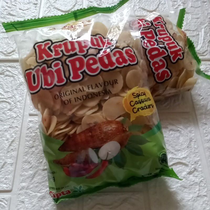 

KERUPUK UBI PEDAS 500 gr