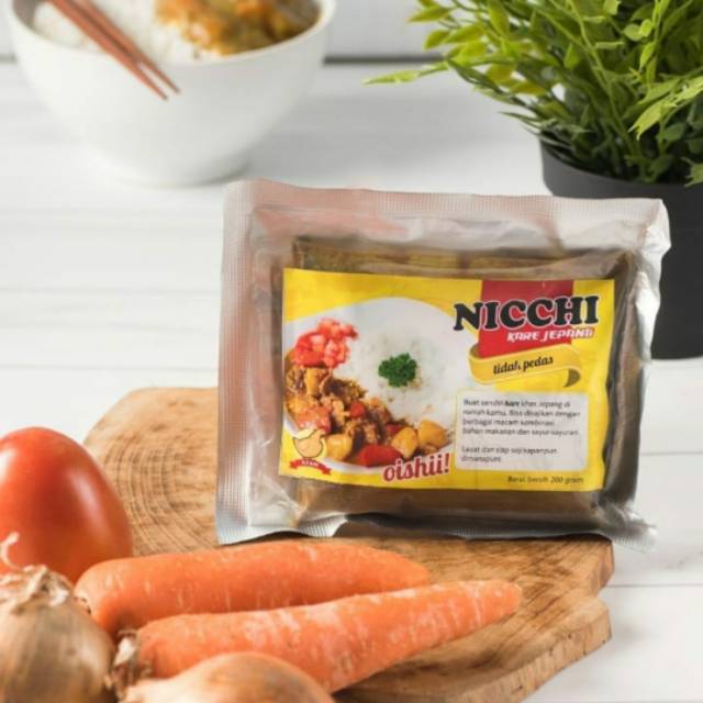 

Bumbu Kare Jepang Ayam, Sapi dan Jamur 200 gram. Halal MUI, Non MSG dan Non Pengawet.