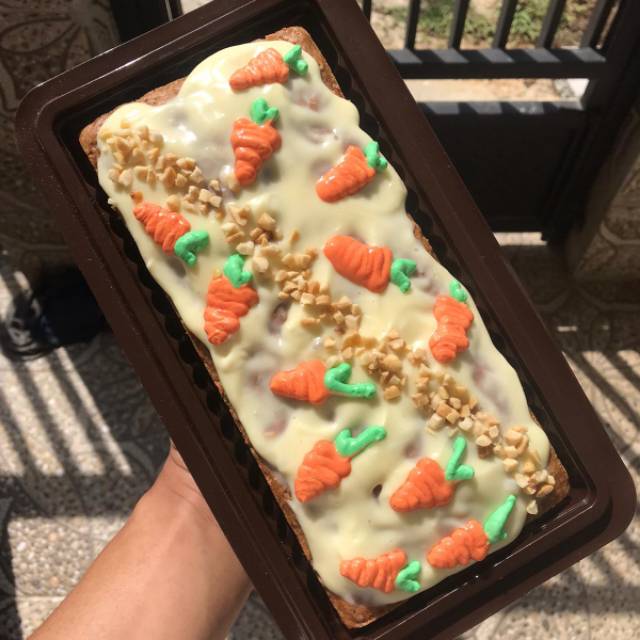 

Carrot cake with creamcheese