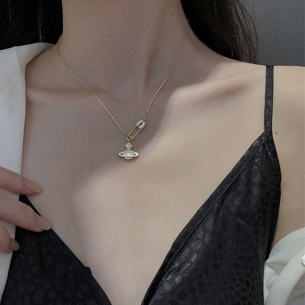 Nickolas1 Korea Kalung Pesta Vintage Untuk Gadis Pin Planet Saturnus Zirkon Kristal Necklaces