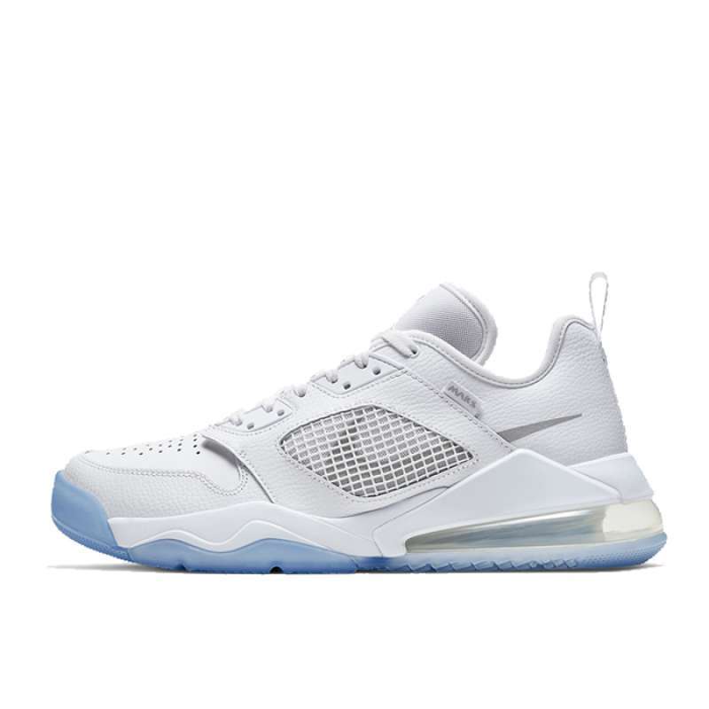 Sepatu Basket Nike Men's Basketball Jordan Mars 270 Low Triple White - CK1196-100