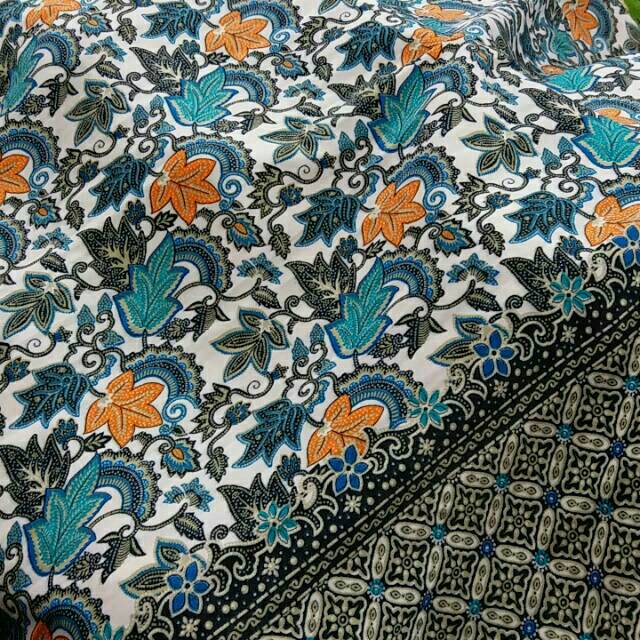 Kain Batik Motif Daun