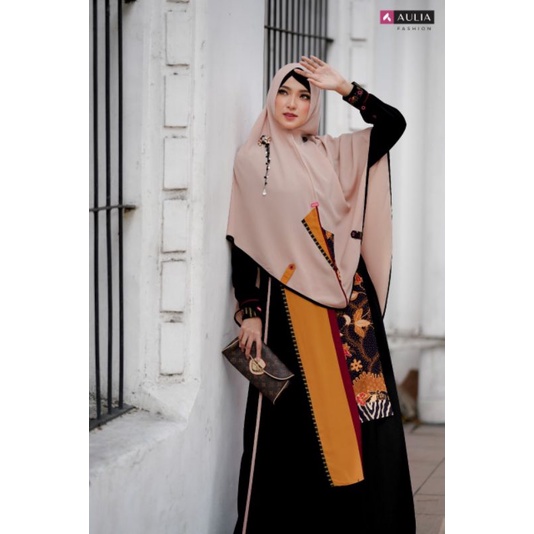 Set Gamis NAVISKA BLACK NUDE BATIK by Aulia Fashion