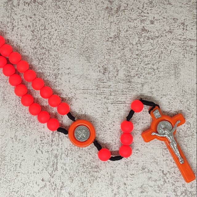 

Rosario Benedict warna Orange Stabilo