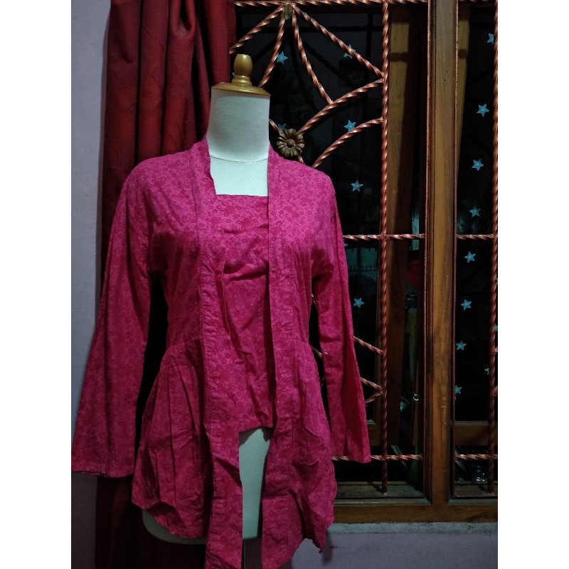 preloved atasan batik kutubaru bunga pink embos