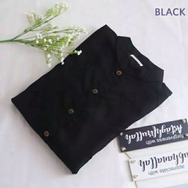 Preloved Gamis Linen Hitam by Zidni Sunnah ( geser foto untuk melihat model dan keterangan)