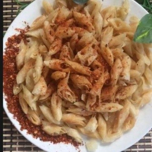 

Keripik Lumpiah gulung pedas 250gram