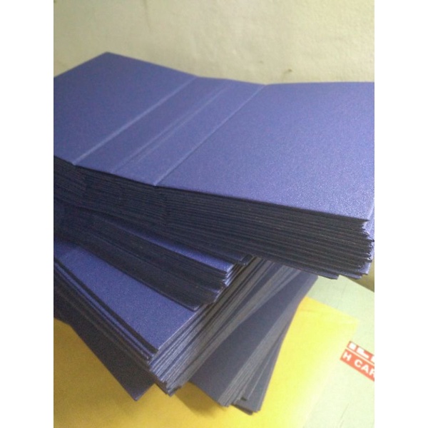 

kaki kalender HITAM atau BIRU ukuran 21x 15 cm landscape