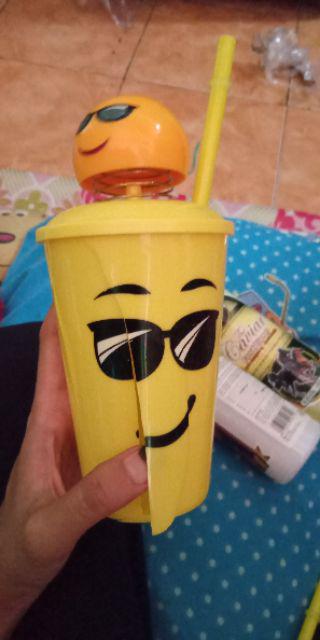 ( Random Tidak Bs Pilih )gelas Emoji / Gelas Spring Doll / Tumblr Spring Doll
