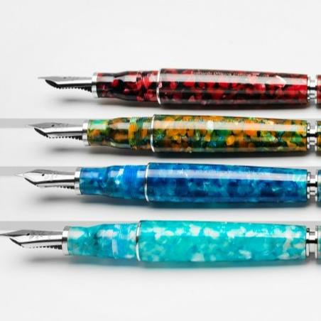 

LEONARDO OFFICINA ITALIANA Momento Zero Grande Fountain Pen
