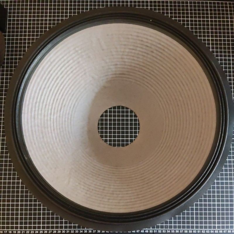daun speaker 18 inch model jbl diameter lubang 100mm import tebal