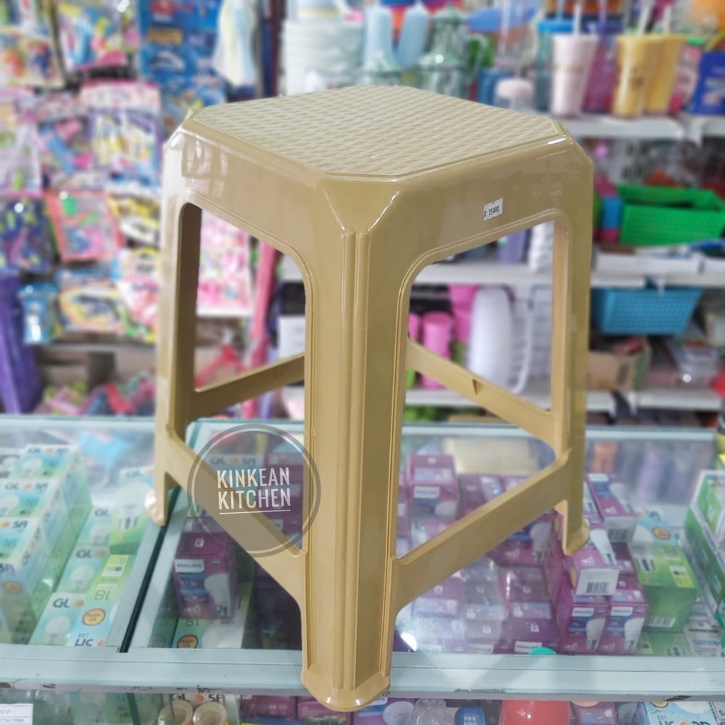 Kursi Plastik Rotan