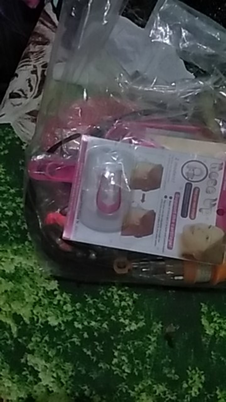 Vns Bubble Wrap Putih / Bubble Wrap Hitam / Dus / Stiker Fragile