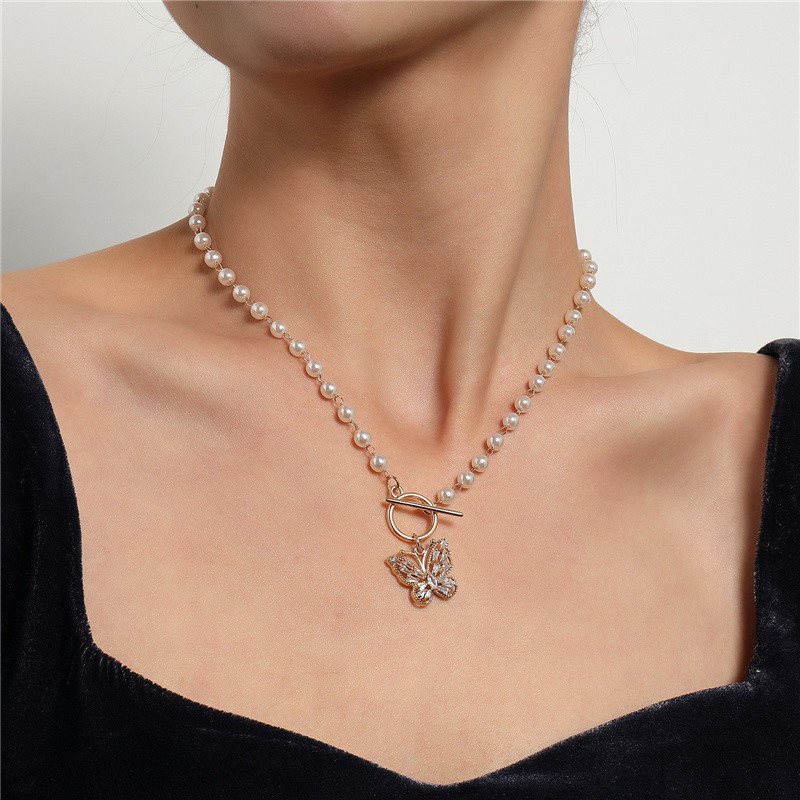 [ACKER] Korea Dongdaemun Wanita Mutiara Kalung Kupu-kupu Super Peri Temperamen Liar Kalung