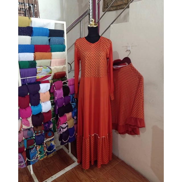 Gamis set kerudung jilbab jersey polkadot orange