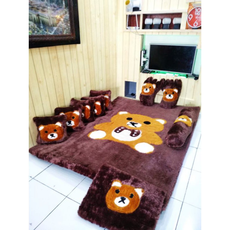 Karpet bulu Karakter