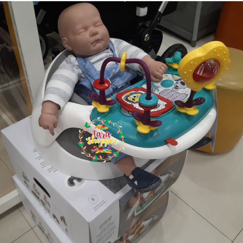 Mamas and Papas baby snug seat with plqy tray