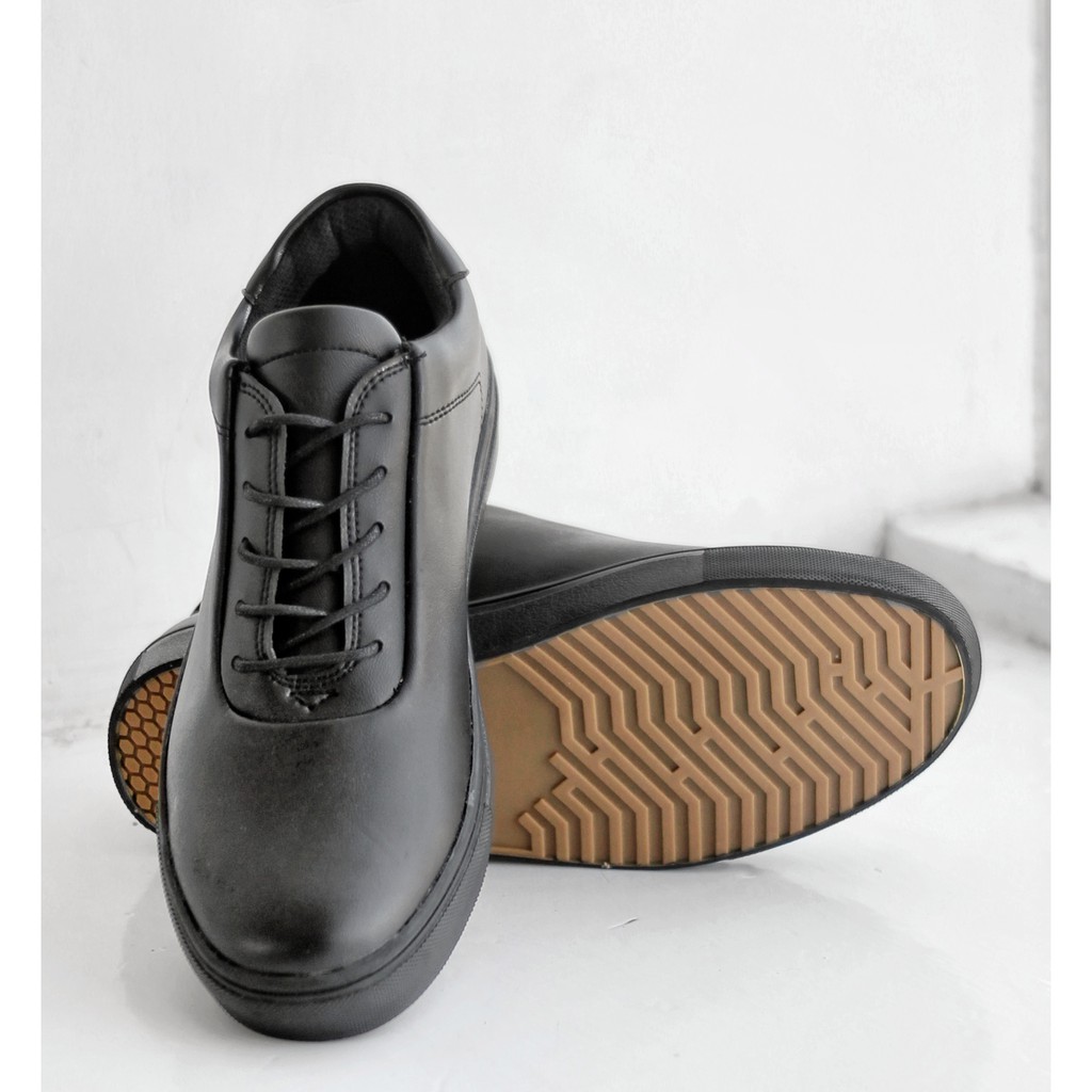 Dixie Black | Sepatu Pantofel Oxford Kasual Kerja Kuliah Pria/Cowok Ori Laces | FORIND x Local Goods