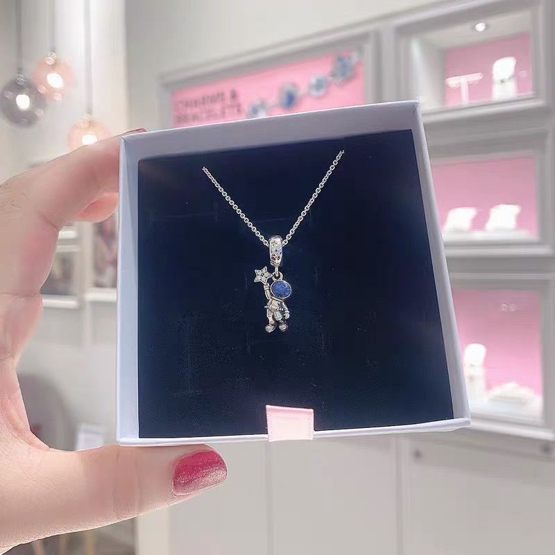 Pandora Kalung 925 Silver Cubic Zirconia Liontin Astronot Aksen Berlian Untuk Wanita