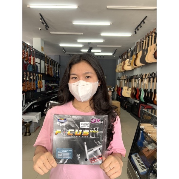 Karet Bat 729 Focus III Snipe (Black)