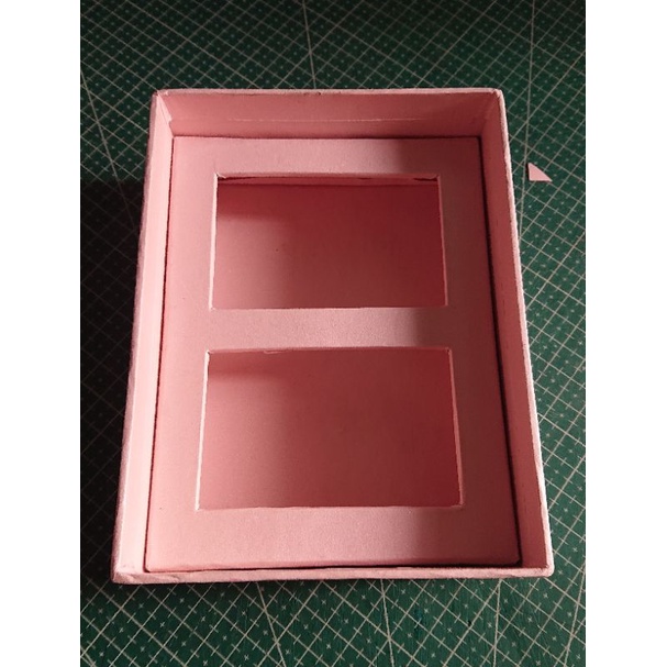 

Hardbox Sekat Custom lobang kotak