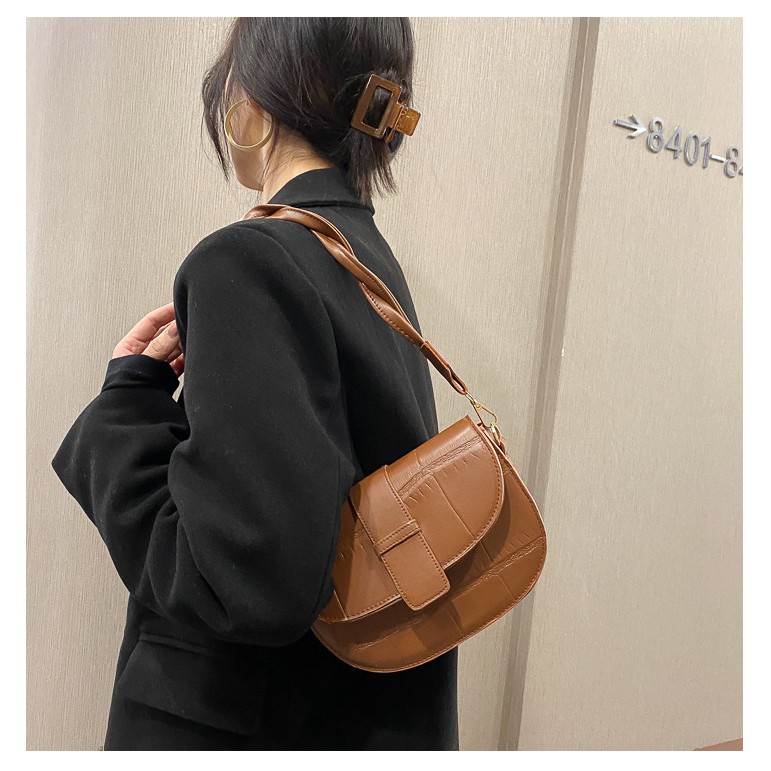 Tas Selempang Wanita Korea Import Tas Kulit Clutch Messenger Bag  HB-53960