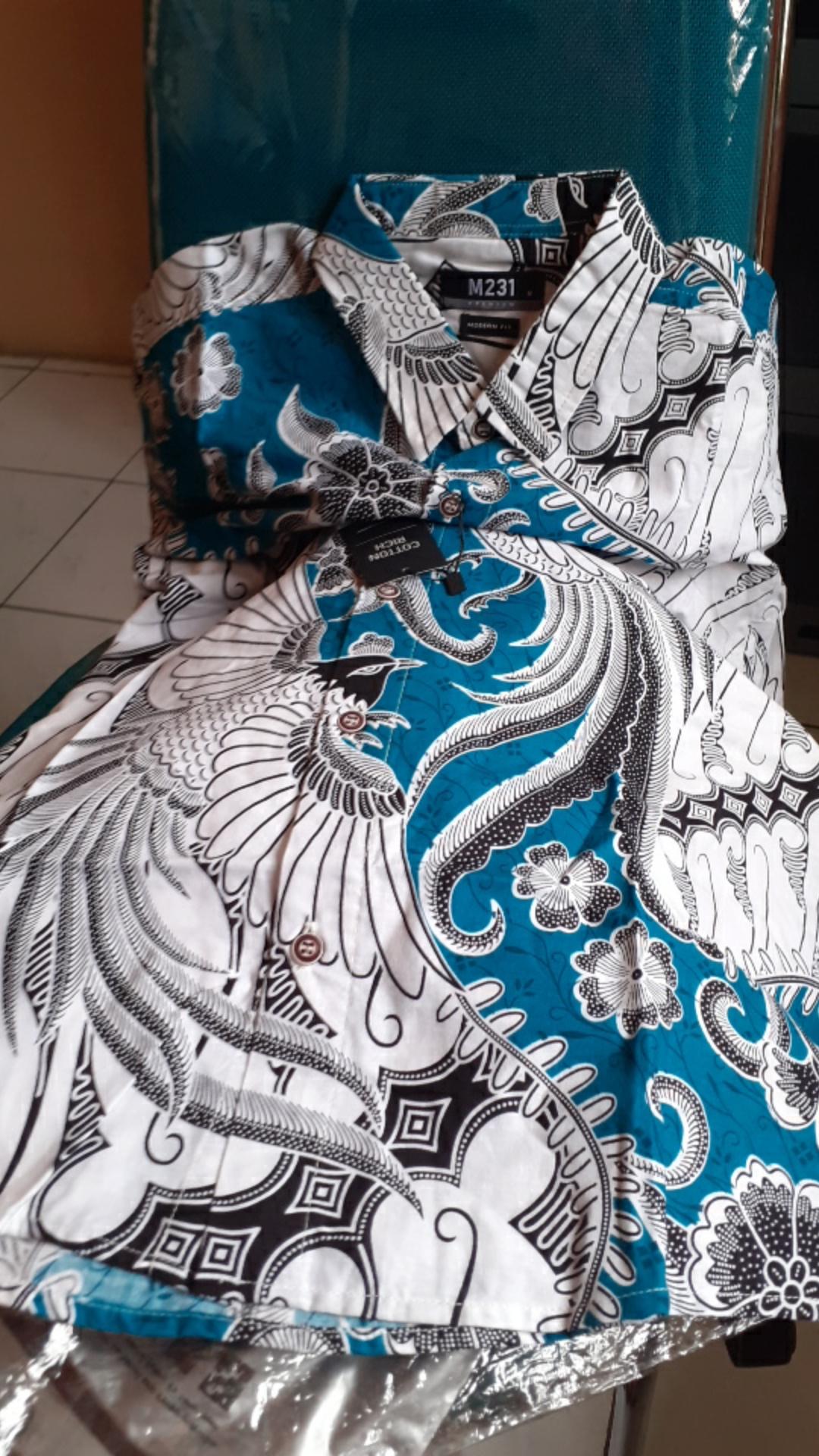 M231 Kemeja Pria Batik Panjang Biru 1574a