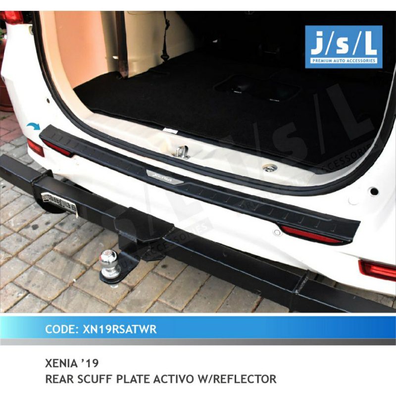 Sillplate belakang avanza Xenia 2019 activo with reflektor / rear scuff plate black activo jsl jsl