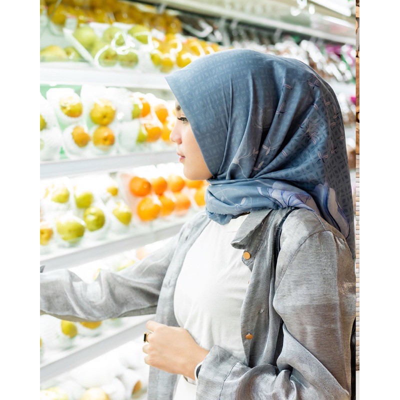 Special Edition Nayya Scarves x Adelia Pasha Diorra Series AQUA