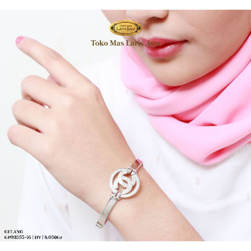 Gelang putih chanel btad 375
