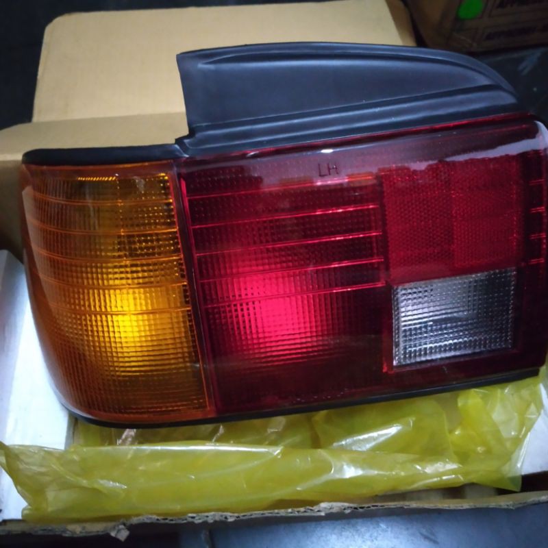 lampu stop charade classy g102