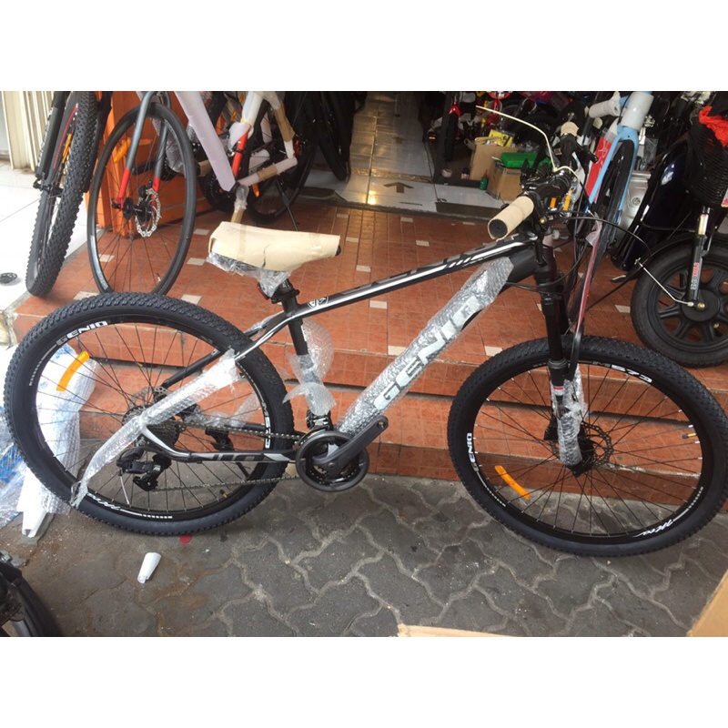 sepeda gunung GENIO M573 HYDROLIK by united