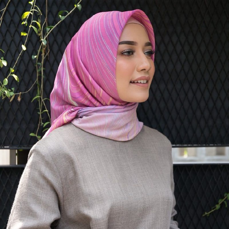 Hijab Voal Ultrafine Premium Yoakeh Pink Rose Jilbab Segiempat Wanita Murah