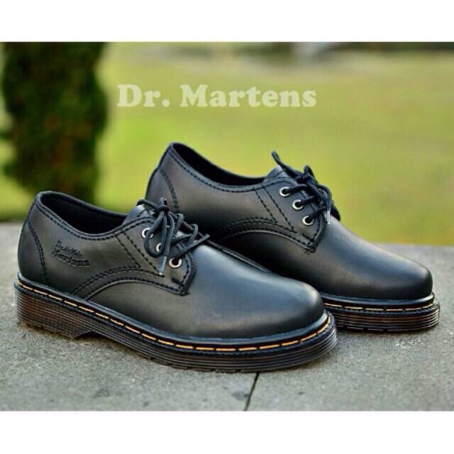 Dr martens shopee clearance