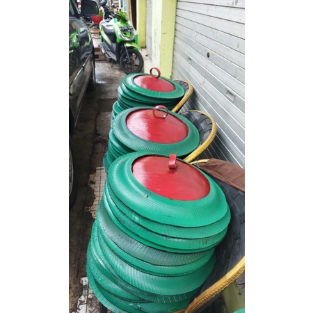 tutup bak sampah kecil